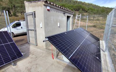 El dipòsit d’aigua del Refugi de la Mussara millora les seves instal·lacions amb un nou sistema fotovoltaic, de bombament i telecontrol