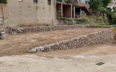 Finalitzen les obres de reparació i consolidació del marge de pedra seca al Parc de la Riba