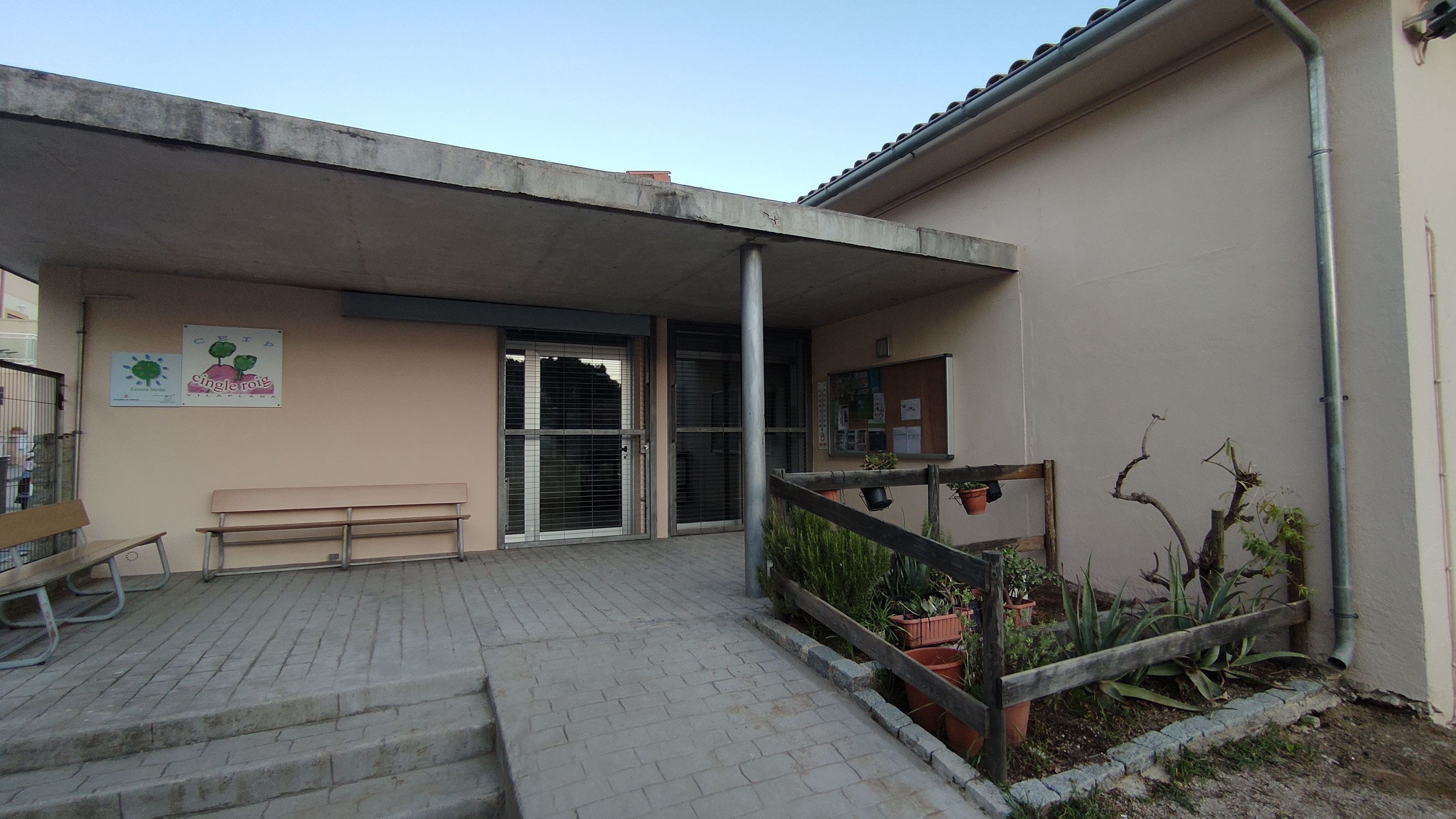 L'escola cingle roig renovada, inicia avui el 20è curs des de la seva reobertura